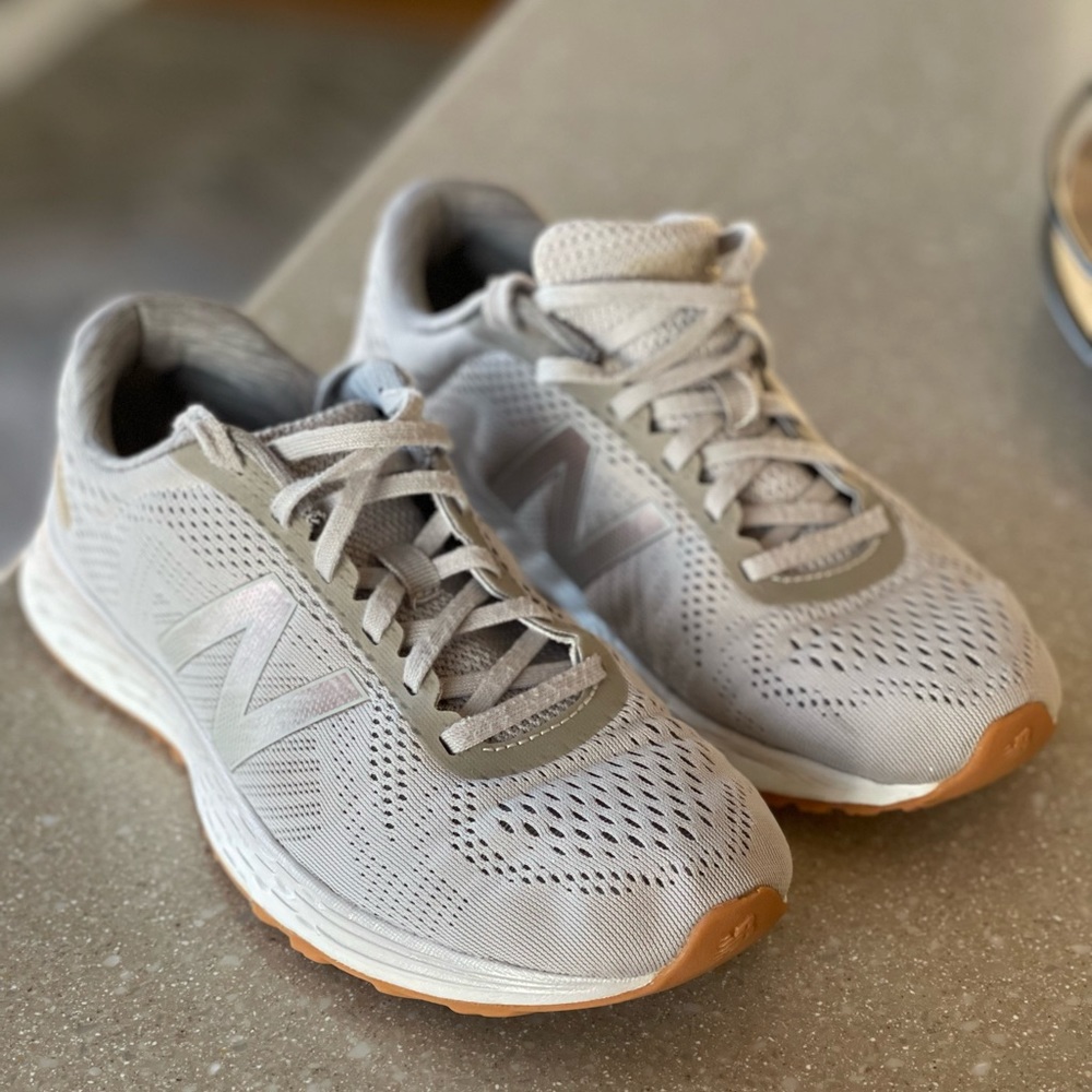 New balance size 8 womens shoes